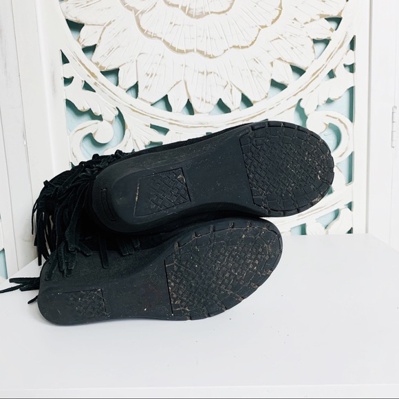 Kenneth Cole Reaction Black Fringe Effects Boots - Picture 5 of 5